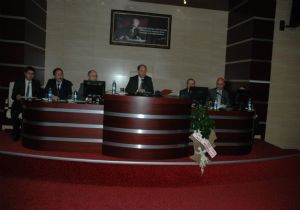 Akdağ meclis üyeleriyle istişare etti